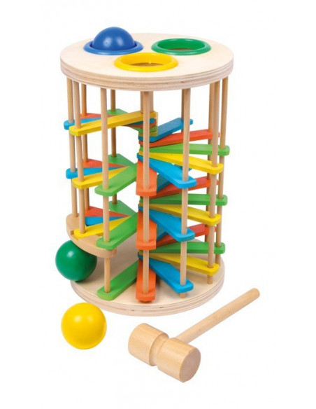 houten knikkerbaan met hamer