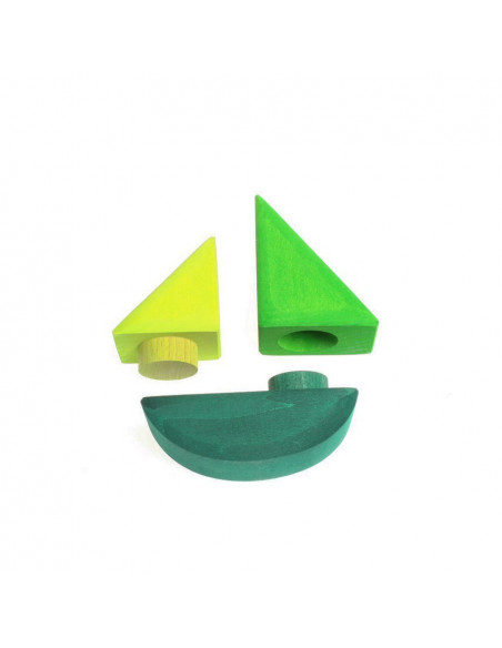 Stapel zeilbootje groen
