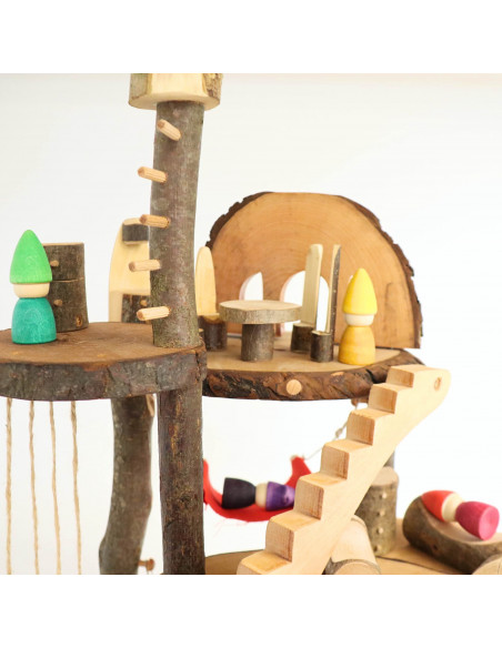 Boomstam poppenhuis