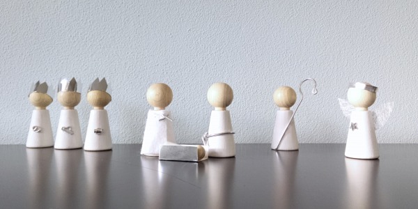 Knutsel een peg doll kerststal